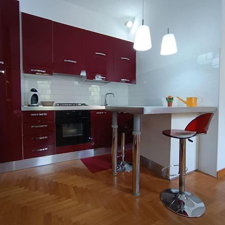 New - Comfortable Apt Porta Latina ローマ エクステリア 写真